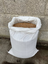 Load image into Gallery viewer, 25kg Bag of Wheat
