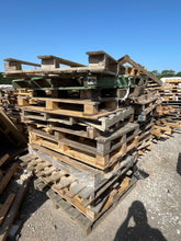Load image into Gallery viewer, Reclaimed Pallets
