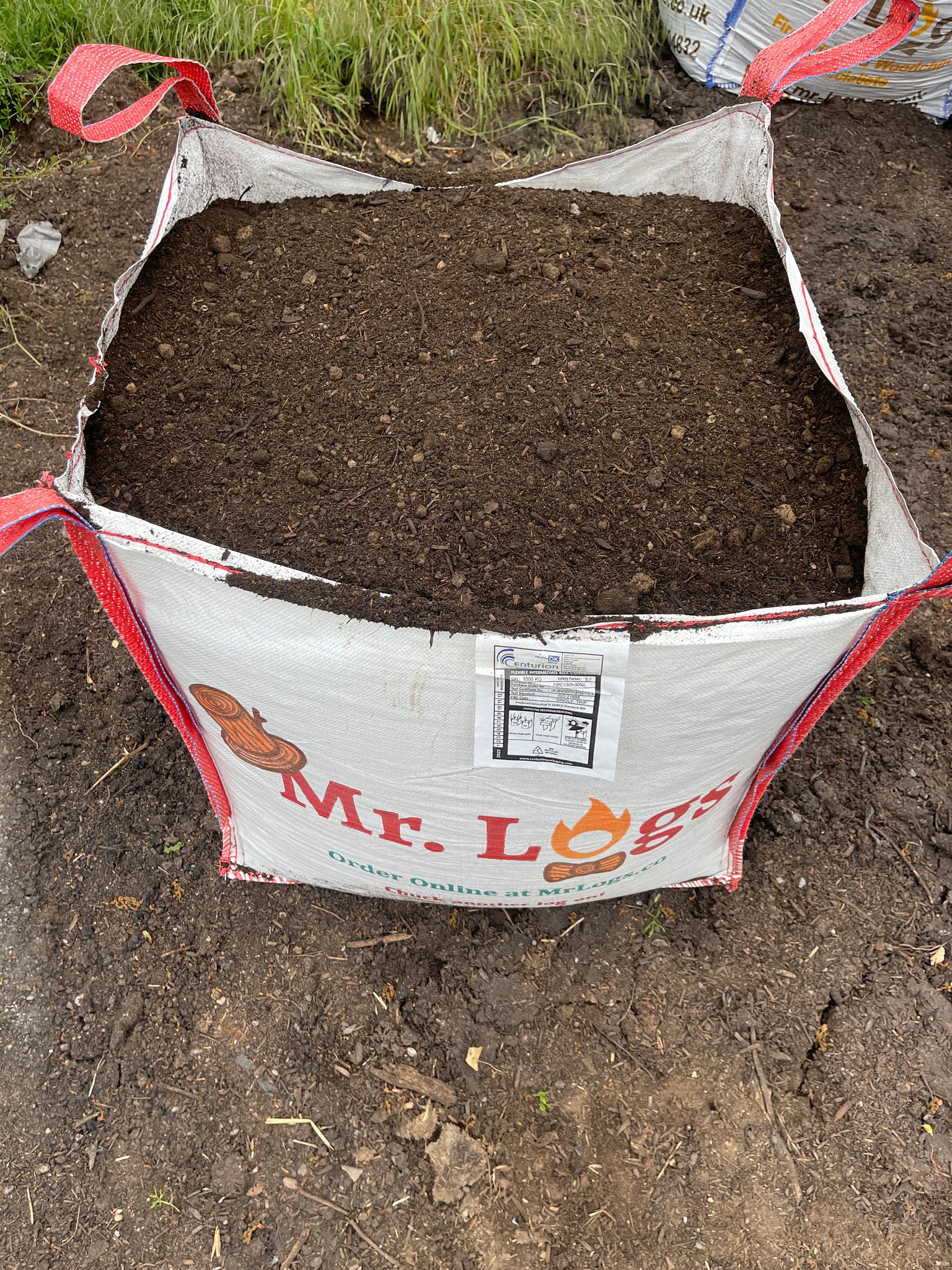 Bulk Bag of Compost/Topsoil Mix - 500L - 0.5m³ – Mr. Logs