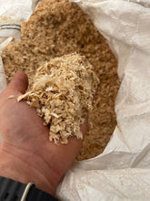 Load image into Gallery viewer, Bulk Bag of Wood Shavings - 500 Litre
